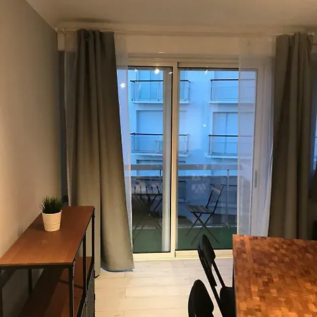 Couchant Radieux 2 Pieces 4 Personnes Vue Apartament